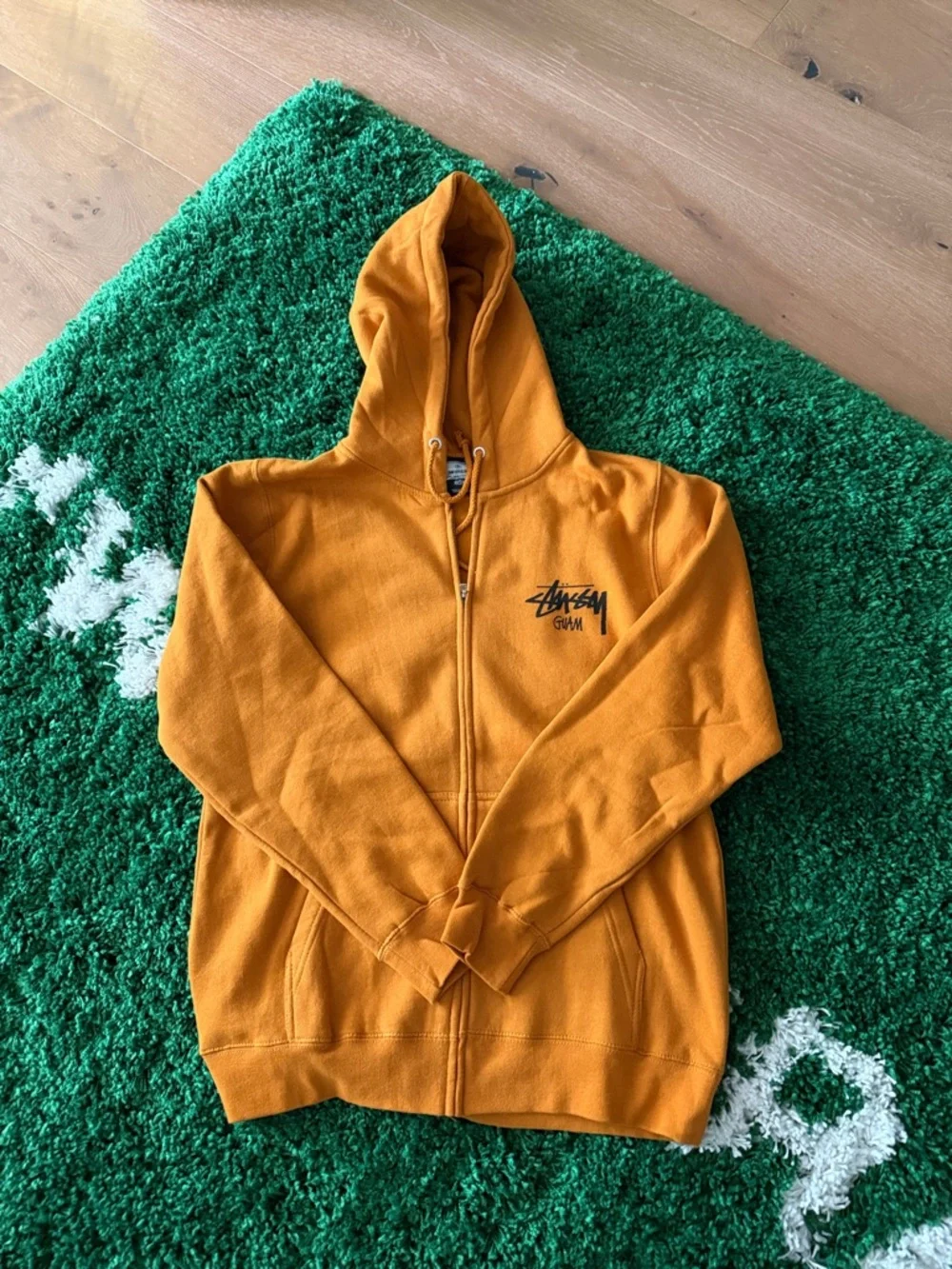 New Stussy Mustard Zip-Up Hoodie Guam Chapter Size Medium - Picture 1 of 4